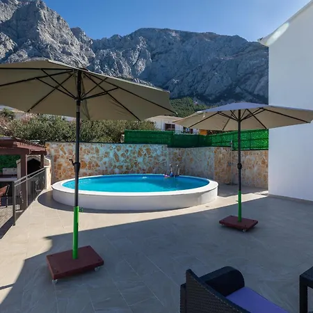 Family-friendly With Swimming Pool - 22975