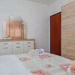 Family-friendly With Swimming Pool - 22975 Makarska