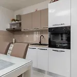 Family-friendly With Swimming Pool - 22975 公寓 马卡尔斯卡