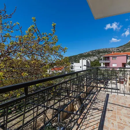 Family-friendly With Swimming Pool - 22975 *